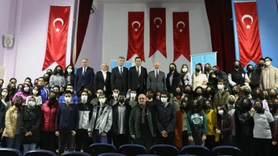 Başkan Çolakbayrakdar, 'Gençlerimize, daha güzel kayseri ve Türkiye bırakacağız'