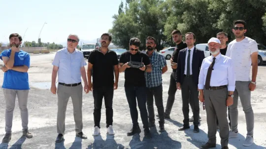 Başkan Çolakbayrakdar: 'Her alanda teknolojik yeniliklere ayak uyduruyoruz'