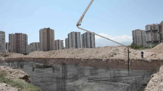 Başkan Çolakbayrakdar: 'İlçemizin geleceği için çalışıyoruz'