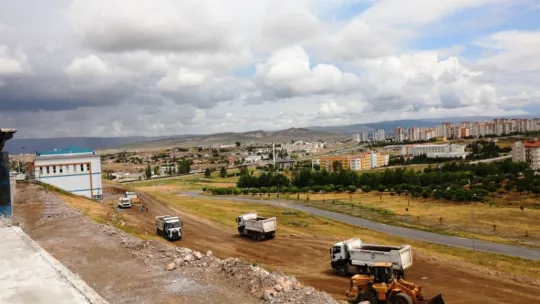 Başkan Çolakbayrakdar: 'İnsanların mutlu yaşayabileceği bir Kocasinan inşa ediyoruz'