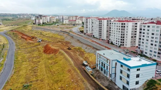 Başkan Çolakbayrakdar: 'İnsanların mutlu yaşayabileceği bir Kocasinan inşa ediyoruz'