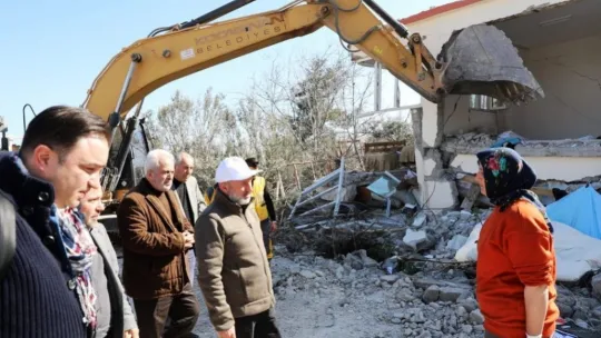 Başkan Çolakbayrakdar: 'Kardeş belediye Türkoğlu için tüm imkanlarımızı sefer ettik'