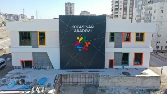Başkan Çolakbayrakdar: 'Kayseri'nin en büyük tesisi, her alanda hizmet verecek'