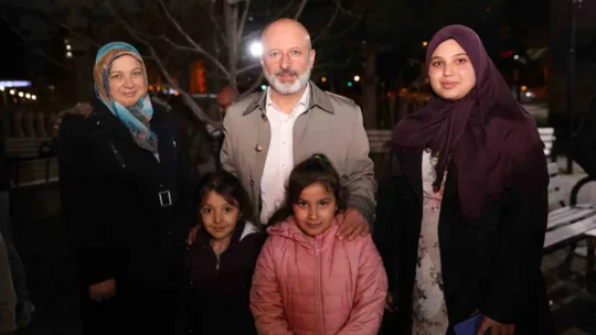 Başkan Çolakbayrakdar: 'Kendi öz imkânlarıyla kentsel dönüşüm yapan belediyeyiz'