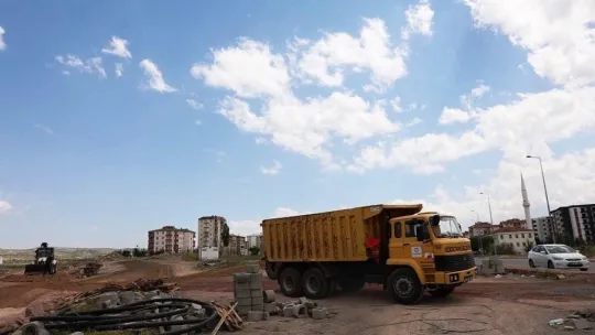 Başkan Çolakbayrakdar 'Kentsel dönüşümle şehrin geleceğini garantiye alıyoruz'