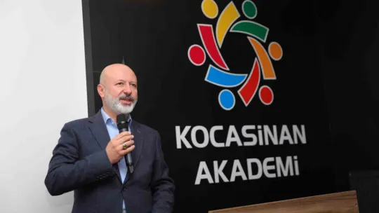 Başkan Çolakbayrakdar: 'Kocasinan Akademi, kocaman bir ailedir'