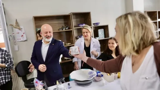Başkan Çolakbayrakdar: 'Kurslarımız, istihdama ve aile ekonomisine katkı sağlıyor'