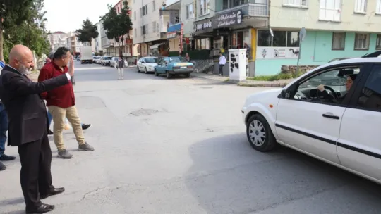 Başkan Çolakbayrakdar 'Mithatpaşa'yı yeniliyoruz ve adeta mahallenin tozunu attıracağız'