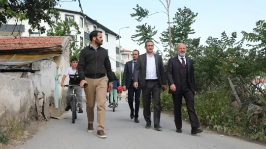 Başkan Çolakbayrakdar 'Mithatpaşa'yı yeniliyoruz ve adeta mahallenin tozunu attıracağız'
