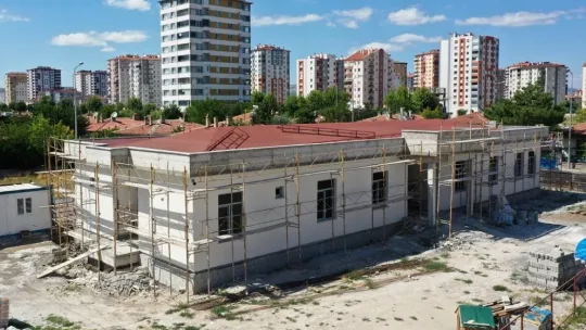 Başkan Çolakbayrakdar 'Sağlık alanındaki yatırımlarla da Türkiye'ye örneğiz'