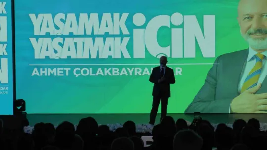 Başkan Çolakbayrakdar: 'Şehrin kalbinde yepyeni bir şehir inşa edeceğiz'