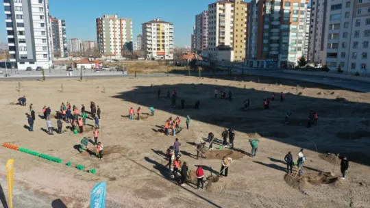Başkan Çolakbayrakdar: 'Sevdamız daha yeşil Kayseri ve Kocasinan'dır'