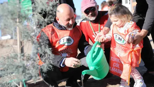 Başkan Çolakbayrakdar: 'Sevdamız daha yeşil Kayseri ve Kocasinan'dır'