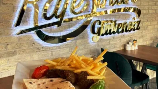 Başkan Çolakbayrakdar: 'Türkiye'de ilk olan projeleri hayata geçiriyoruz'