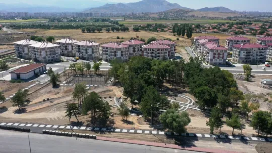 Başkan Çolakbayrakdar, 'Yeni parklar, şehrin yeni nefes alma alanları olacak'