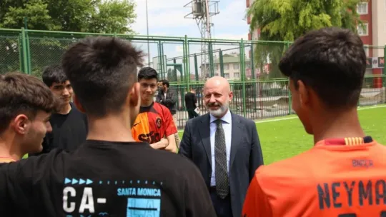 Başkan Çolakbayrakdar: 'Ziyagökalp'e hem çocuk kulübü hem de daha güzel park kazandırıyoruz'