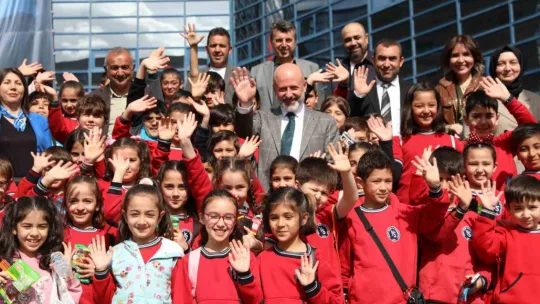 Başkan Çolakbayrakdar'dan çocuklara akıl ve zeka oyunları müjdesi