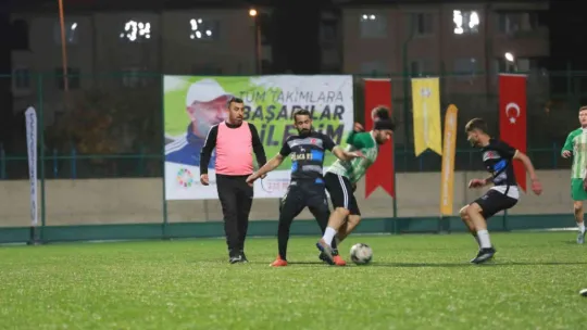 Başkan Çolakbayrakdar'dan futbol severlere müjde