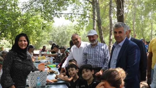 Başkan Çolakbayrakdar'dan şenlik tadında buluşma