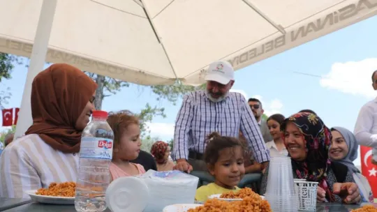Başkan Çolakbayrakdar'dan şenlik tadında buluşma