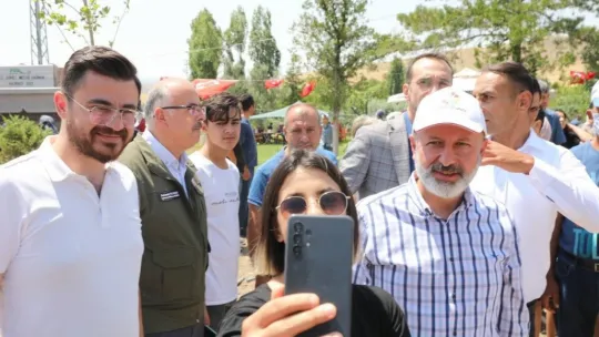 Başkan Çolakbayrakdar'dan şenlik tadında buluşma
