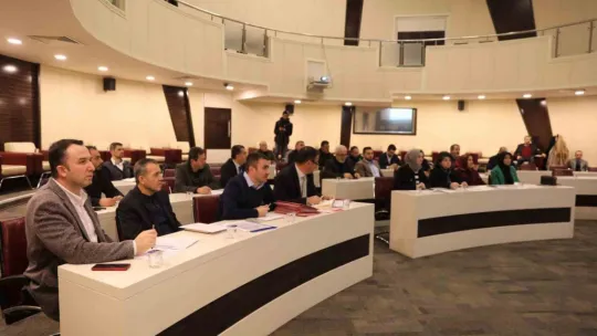 Başkan Çolakbayrakdar, bölgeye yardım sevkiyatımız devam ediyor