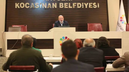 Başkan Çolakbayrakdar, bölgeye yardım sevkiyatımız devam ediyor