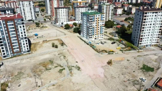 Başkan Çolakbayrakdar: İmar sorunu olan bölgelerin aşamasını yerinde takip ediyoruz'