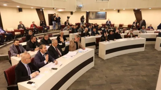 Başkan Çolakbayrakdar, yılın ilk meclisinde kentsel dönüşüm müjdesi verdi