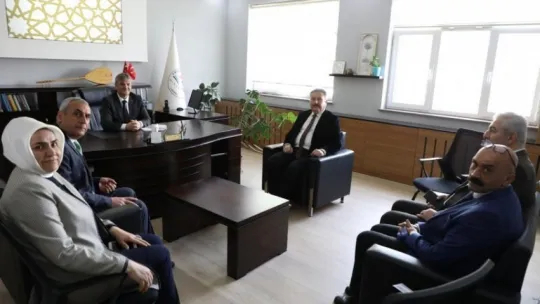 Başkan Dr. Mustafa Palancıoğlu: 'İlçemize 14 okul, 8 kütüphane yaptık'