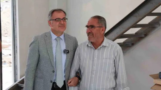 Başkan Özdoğan: 'İlçemize ve esnafımıza yeni ticaret alanları kazandırıyoruz'