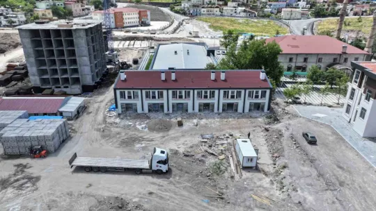 Başkan Özdoğan: 'İlçemize ve esnafımıza yeni ticaret alanları kazandırıyoruz'