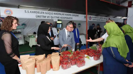 Başkan Özdoğan'dan 2.Kadın Kooperatifleri Fuarı'na davet