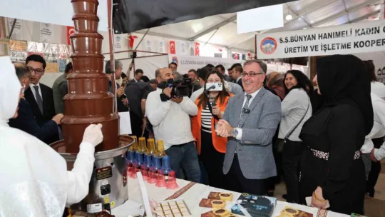 Başkan Özdoğan'dan 2.Kadın Kooperatifleri Fuarı'na davet