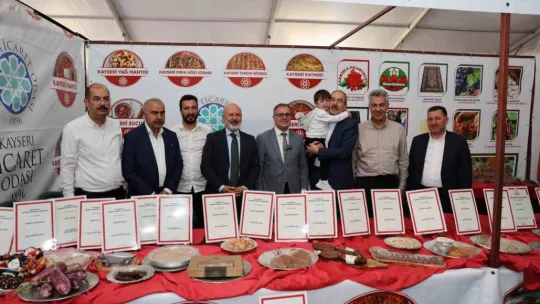 Başkan Özdoğan'dan 2.Kadın Kooperatifleri Fuarı'na davet