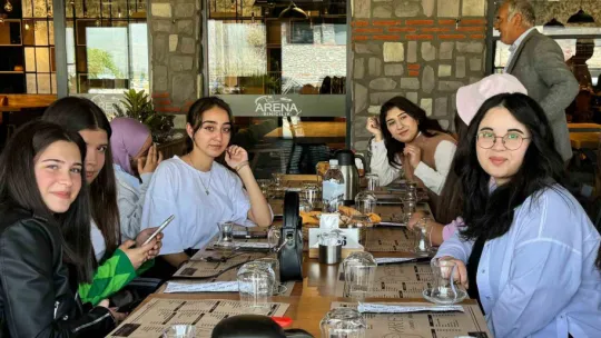 Başkan Özdoğan'dan YKS'ye hazırlanan öğrencilere moral