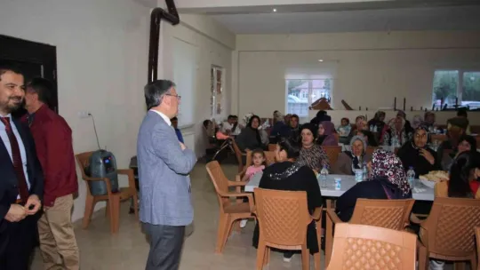 Başkan Özdoğan, Hürmetçi sakinleriyle iftarda buluştu