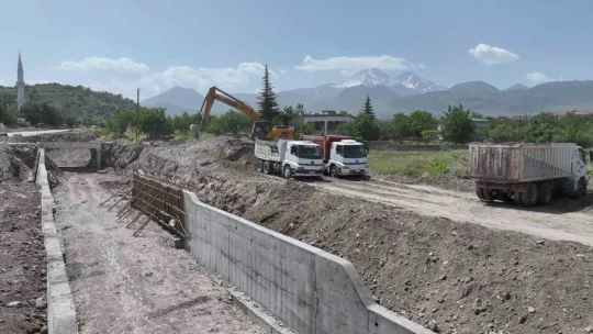 Başkan Özldoğan: 'Dev kanal projemizde yüzde 60 seviyesine geldik'