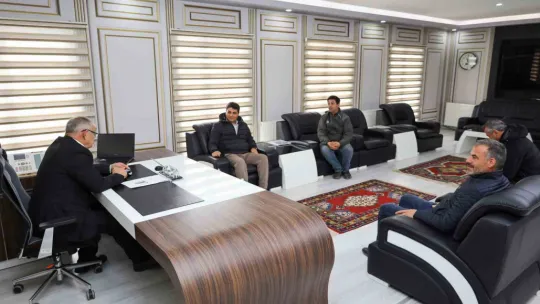 Başkan Öztürk EYT'den faydalanan personelleriyle vedalaştı