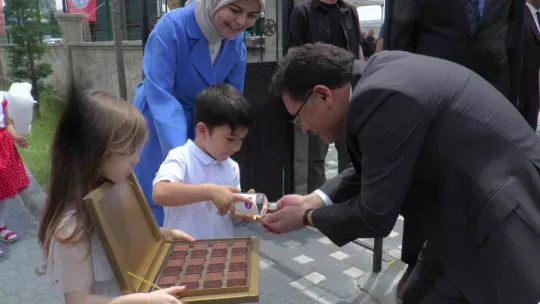 En çok okul yapan belediye