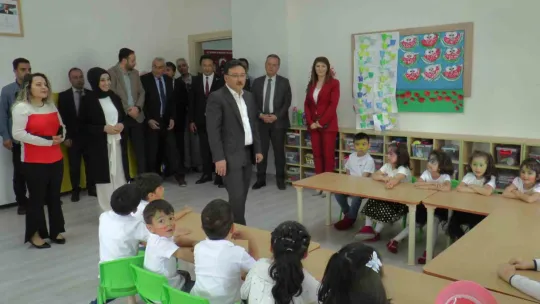 En çok okul yapan belediye