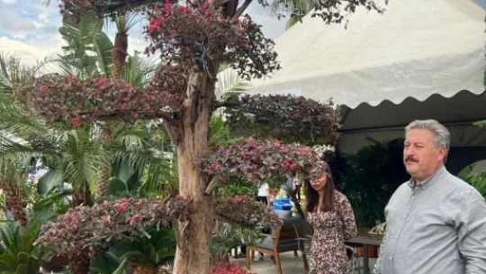 Başkan Palancıoğlu, Ödemiş Süs Bitkileri ve Fidancılık Sergisini Gezdi