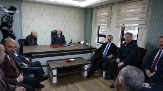 Başkan Palancıoğlu, Serbest Bölge'de fabrikaları ziyaret etti