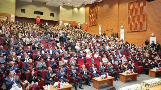 Başkan Yalçın: 'Aile ve gençlik üzerine hain bir saldırı var'
