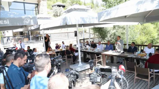 Başkan Yalçın: 'Mutlu mekanlar mutlu insanlar doğurur'