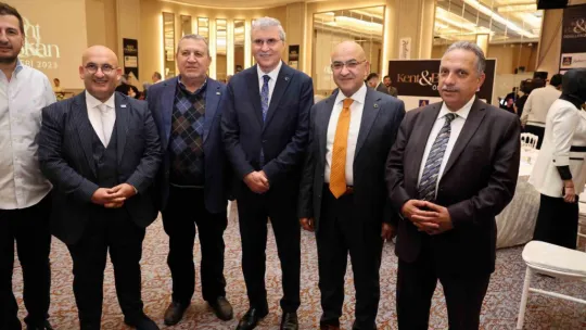 Başkan Yalçın'a iki ödül birden