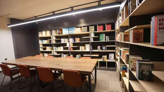 Başkan Yalçın'dan Yeni Bir Kütüphane Daha