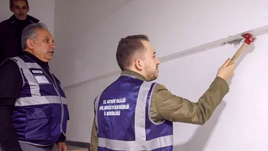 Talas'ta ağır hasarlı bina yok