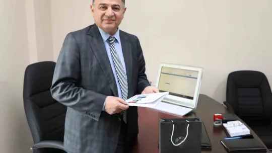 Başkan Yalçın Hemşireler Günü'nde Sağlıkçıları Yine Unutmadı