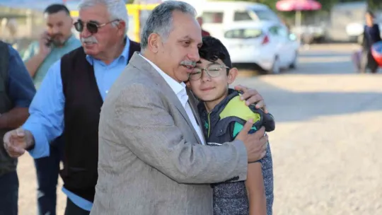 Başkan Yalçın ve Kaymakam Dönmez kurban pazarını ziyaret etti